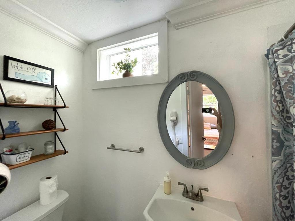 Private Studio With Free Parking Miami Exterior photo